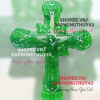 Mặt dây chuyền thánh giá đá câm thach xanh táo hình chúa vip gia cát
