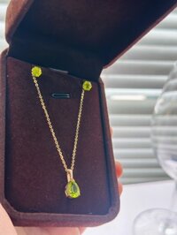 Mặt dây vòng cổ vàng 10K mặt đá Peridot sz 8.5x7 HRBD-004