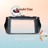 Mặt dưỡng Suzuki Ciaz (9 inch) kèm jack nguồn zin theo xe