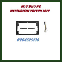 Mặt dưỡng xe Mitsubishi Triton 2020 Điều hòa cơ,tđ.Mặt nạ taplo lắp màn dvd android 9inch. Phụ kiện đồ chơi nội thất oto