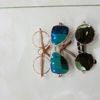 Mắt kính búp bê