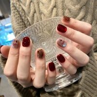 Mắt mèo đỏ flash áo giáp đeo tay màu trắng khí chất gió ngọt ngào và móng tay giả dễ thương