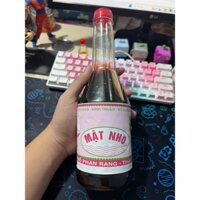 Mật Nho Ninh Thuận chai nhựa thể tích 1000ml