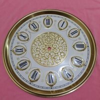 Mặt số đồng hồ quả lắc . Vanh nổi bên trong 30,5cm , bên ngoài 32cm .
