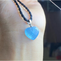 Mặt trái tim đá aquamarine