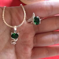 Mặt và nhẫn hồ ly