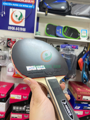 Mặt vợt bóng bàn Butterfly Dignics 09c