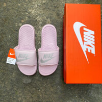 mẫu mới dép nike màu hồng chữ bạc nữ
