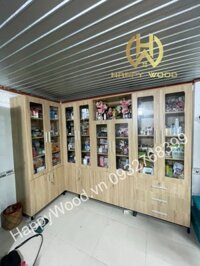 Mẫu tủ kính trưng bày mỹ phẩm gỗ MDF