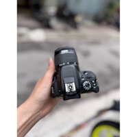 Máy ảnh Canon 100D kèm kit đẹp