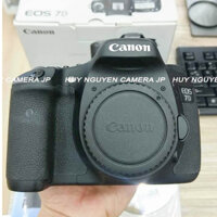 Máy Ảnh Canon  7D  ĐẸP 90-99%. 18 Megapixel  ,ống kính Canon 18 55 STM đẹp chụp đa dụng