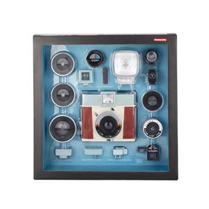 Máy ảnh chụp lấy ngay Lomography Diana Instant Square Deluxe Kit (Adriano)