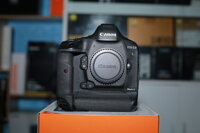 MÁY ẢNH DSLR CANON EOS 1DX MARK II HÀNG CŨ 96%- Bảo hành 06 tháng