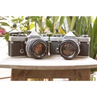 Máy ảnh film Olympus OM1 màu bạc kèm lens dùng film 35mm