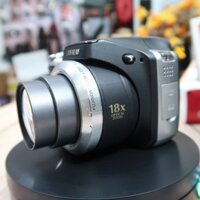 Máy ảnh Fujifilm S8100 zoom 18X