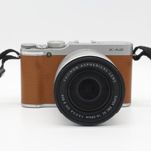 Máy ảnh Fujifilm X-A2 với Lens Kit XC16-50mm F3.5-5.6 OIS II - 16MP