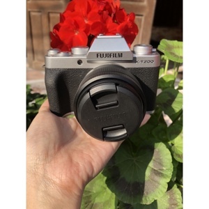 Máy ảnh Fujifilm X-T200 kit 15-45mm
