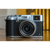 Máy ảnh FujiFilm X100s - 16.3MP APS-C X-Trans CMOS II - Quay Fullhd 60Fps - Mới 95% giá ưu đãi