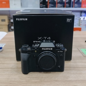 Máy ảnh Mirror Less Fujifilm X-T4 Body