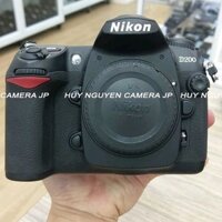 Máy Ảnh Nikon D200 ĐẸP 99%, CẢM BIẾN CCD CHO RA MÀU ẢNH Vinatge giống Film . Ống kính 35 70 AF , hoặc 35 80 AF