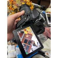 Máy ảnh Nikon D5500 lens 18-55 màn xoay lật có wifi