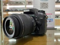 Máy ảnh Nikon D7200