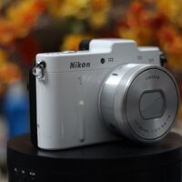 Máy ảnh Nikon1 J V1 kèm ống kính