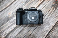 Máy ảnh Olympus OM-1