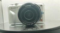 Máy ảnh Panasonic Lumix GF3 kèm len 14-42 màn hình cảm ứng - tiếng việt