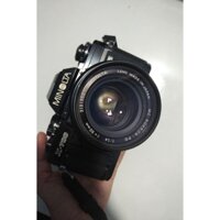 Máy ảnh phim Minolta x700 và ống kính 50mm f1.4