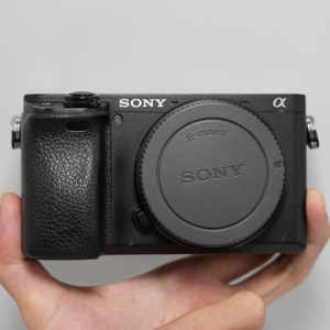 Máy ảnh Sony Alpha 6400 ILCE-6400