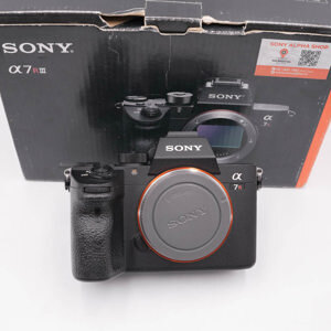 Máy ảnh Sony Alpha Full Frame ILCE-7RM3