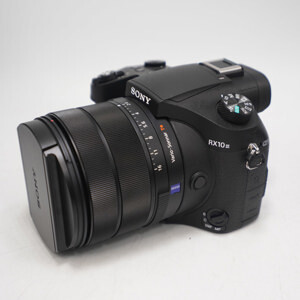 Máy ảnh Sony DSC-RX10M3 - 20.1 MP, zoom 25x