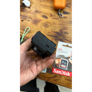 Máy ảnh Sony ZV-1