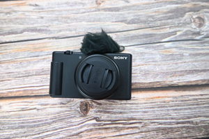 Máy ảnh Sony ZV-1F