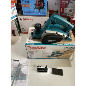 Máy bào gỗ Makita MT M1902B