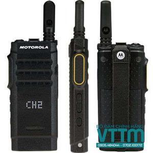 Máy bộ đàm cầm tay số MotoTrbo XiR SL1M