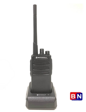Máy bộ đàm Motorola VX6868
