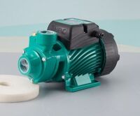 Máy bơm đẩy cao QB70 Pumpman