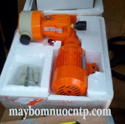 Máy bơm định lượng màng Prominent Plasma PSMa 05120 PP 120 L/H