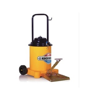 Máy bơm mỡ bằng chân Kocu GZ-6J - 12L