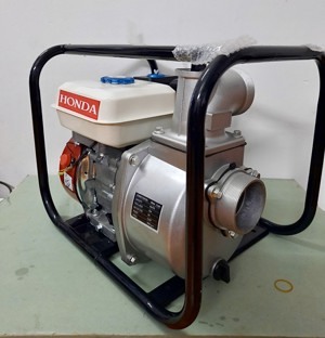 Máy bơm nước chạy xăng Honda XB 20WT