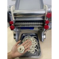 Máy cán bột làm bánh bao, há cảo, pizza chạy bằng điện FKM200 - bảo hành 12 tháng