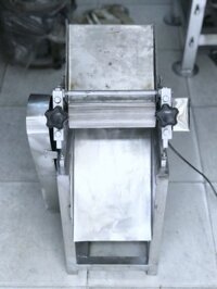 Máy cán khô mực bằng điện