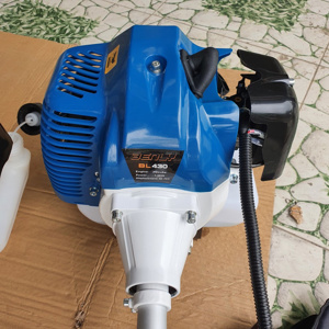Máy cắt cỏ Benly BL430