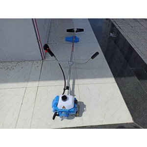 Máy cắt cỏ Benly BL430