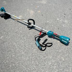 Máy cắt cỏ dùng pin Makita DUR192LZ 18V (Không kèm pin, sạc)