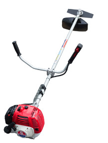 Máy cắt cỏ Maruyama BCF420 Nhật bản