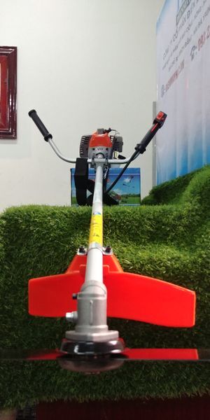 Máy căt cỏ Tomikama TK260