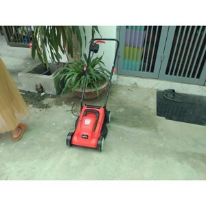 Máy cắt cỏ Yato YT-85208